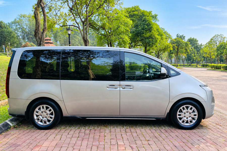 Hyundai Staria MPV