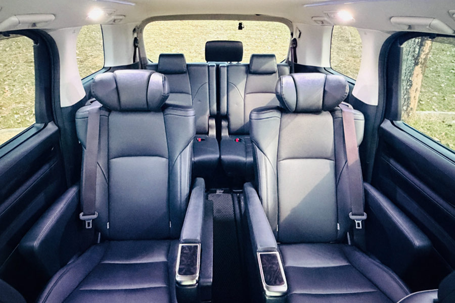 Alpahrd Luxury MPV